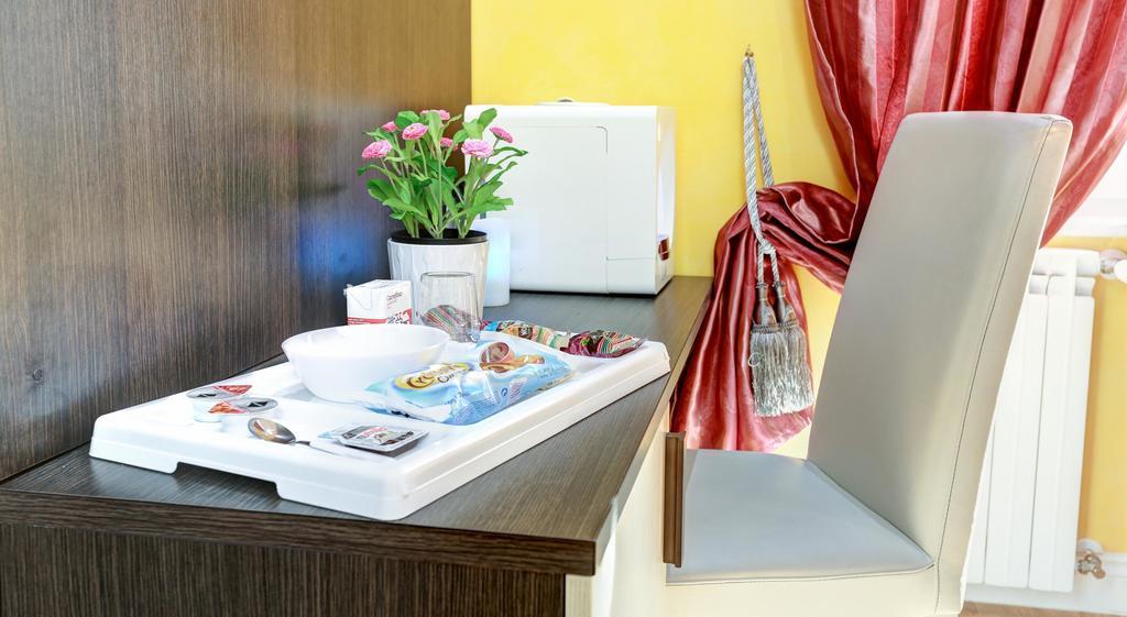 Termini Suites Rzym Zewnętrze zdjęcie